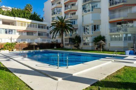 Torresol 402 Apartment Nerja Bagian luar foto
